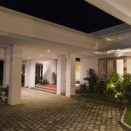 Gm253 Hotel Jembel Zewnętrze zdjęcie