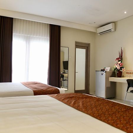 Gm253 Hotel Jembel Zewnętrze zdjęcie
