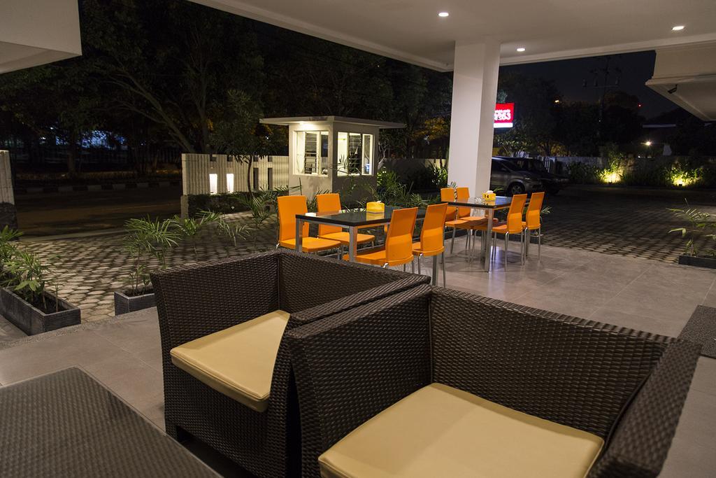 Gm253 Hotel Jembel Zewnętrze zdjęcie
