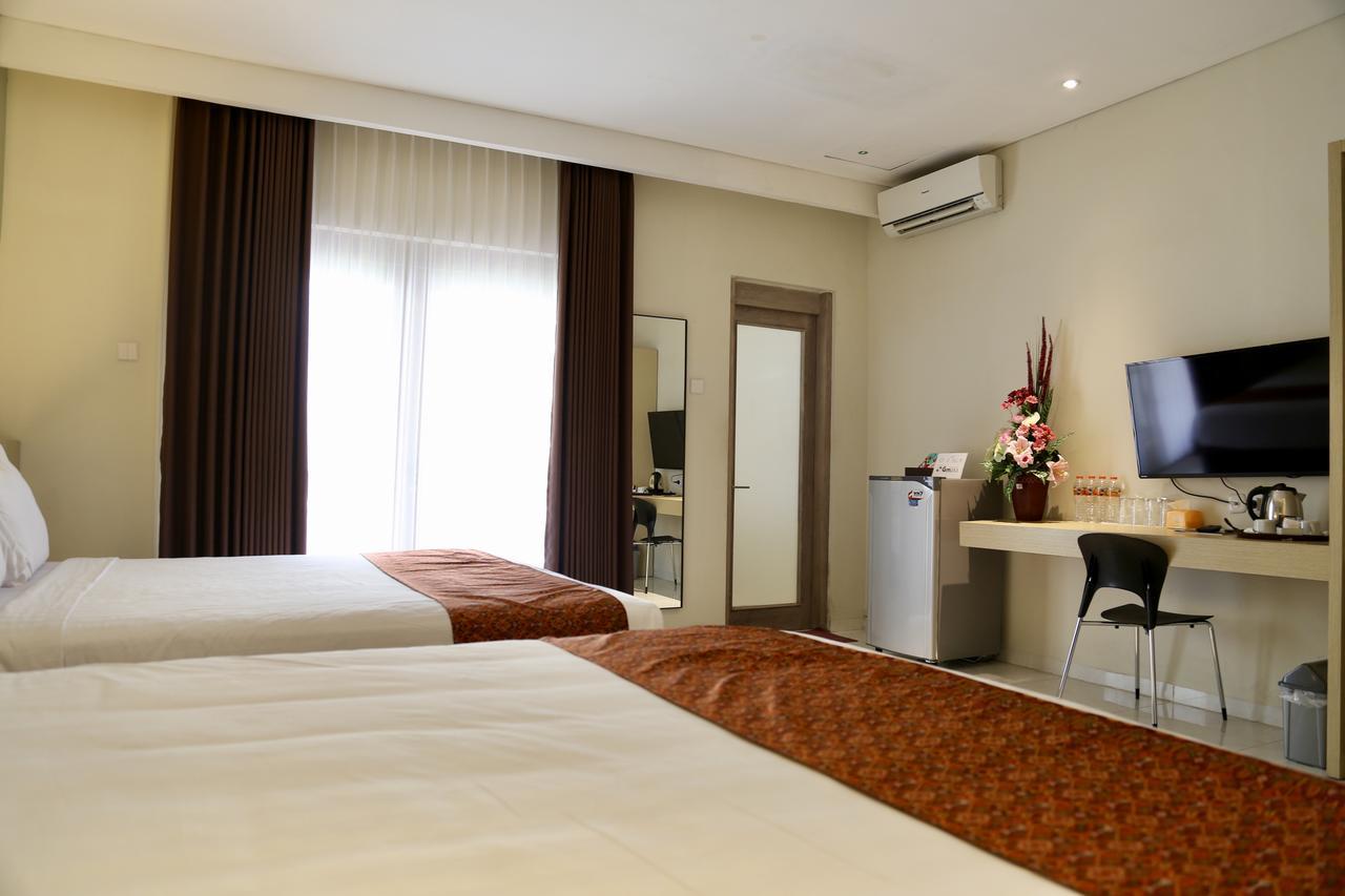 Gm253 Hotel Jembel Zewnętrze zdjęcie